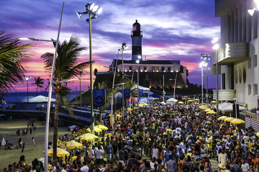 Carnaval de Salvador 2024 Descubra o Circuito e a Programação Giro