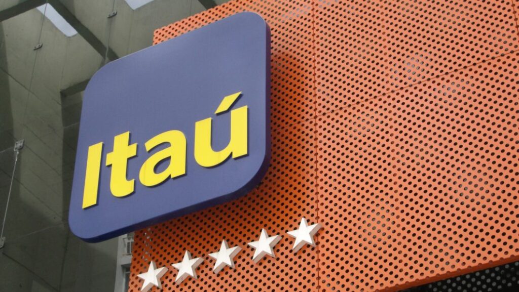 itau-1024x577 Itaú Demite CMO Eduardo Tracanella após mau uso de cartão corporativo: Entenda o caso!